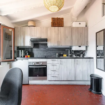 Charming Old Town * Nice